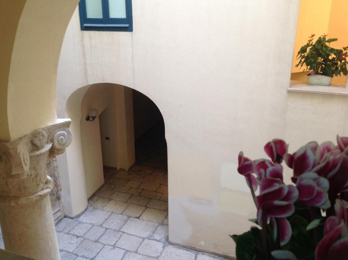 Residence Le Lumie Trapani Buitenkant foto